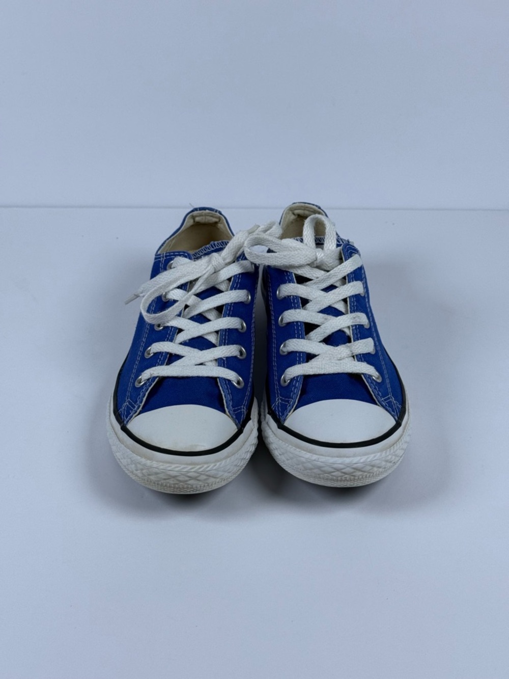 Converse Kids Blue Low Top Sneakers Size 3 Youth Classic Canvas Shoes